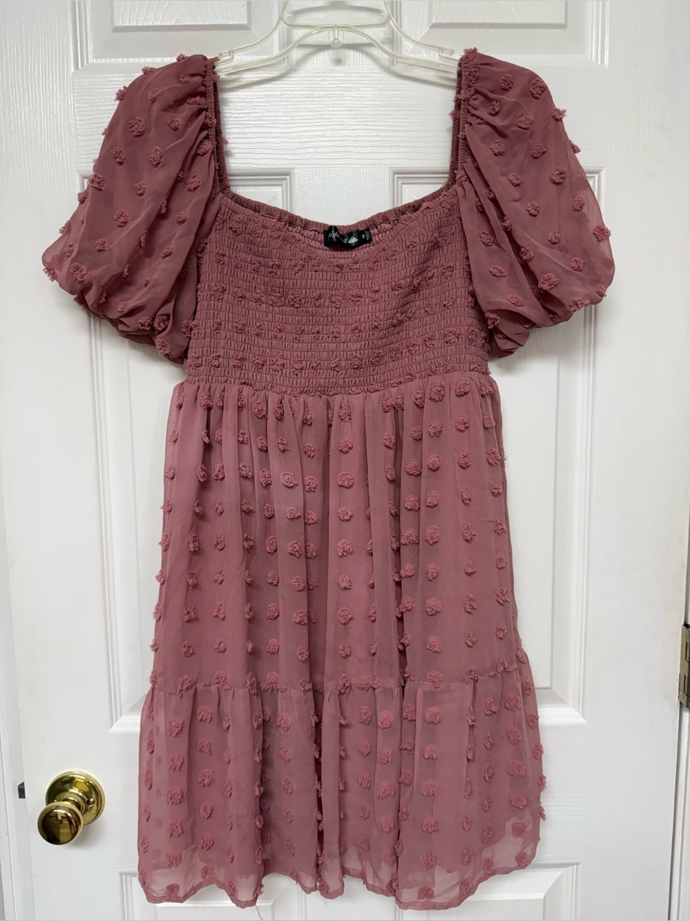 Textured Puff-Sleeve Dress in Dusty Rose